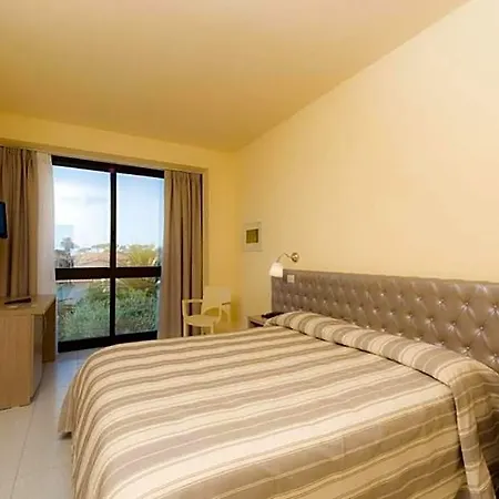 Hotel Gemma Del Mare 3*
