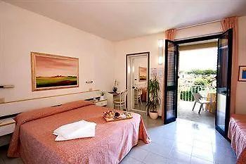 Gemma Del Mare 3* Марина-ді-П'єтразанта